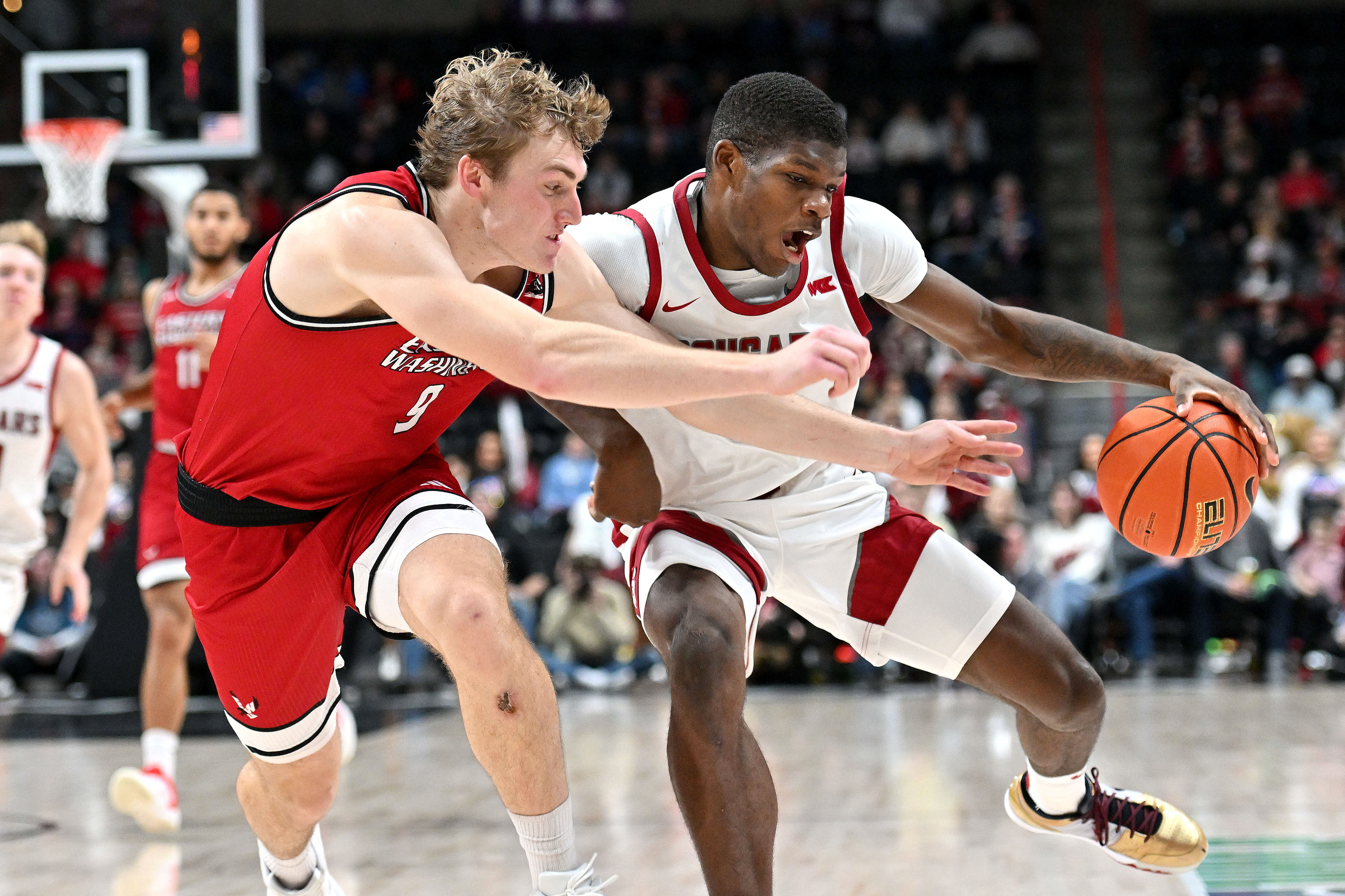 Cedric Coward in action for Washington State against Eastern Washington. (Credits: IMAGN)